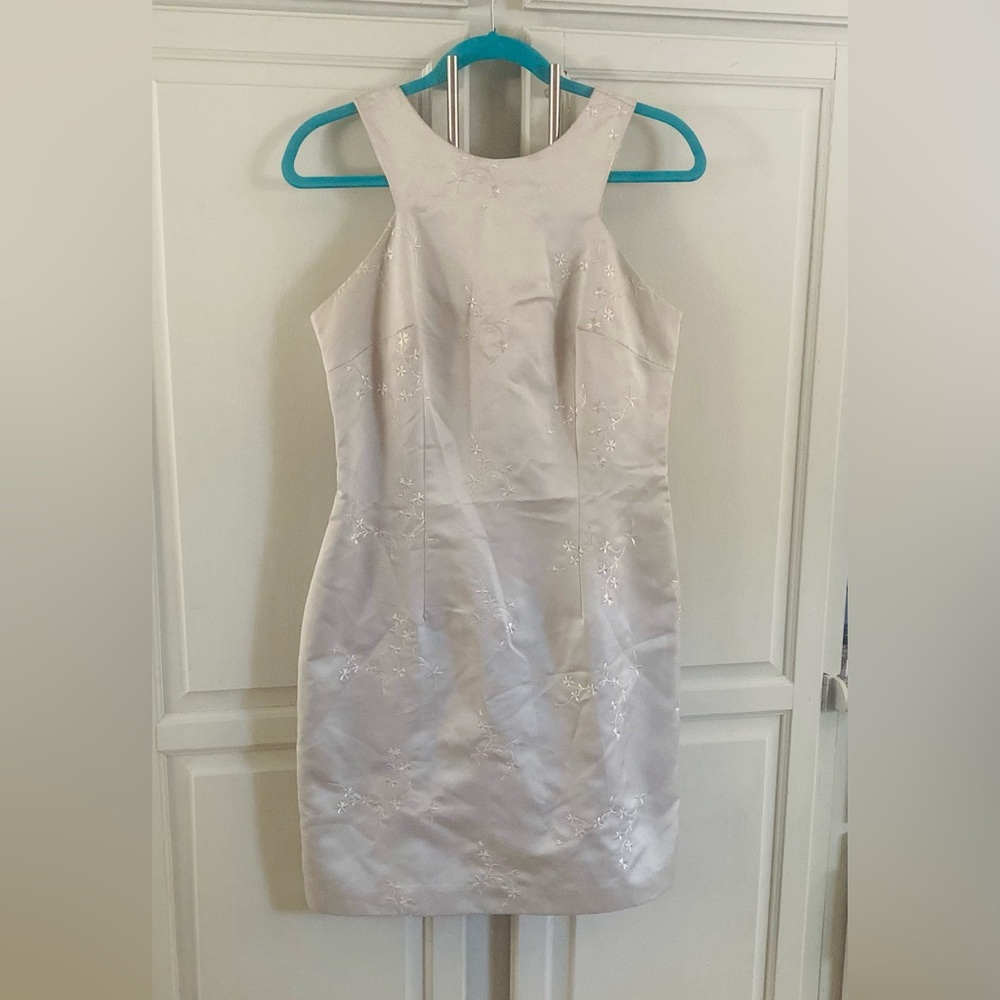 Vintage Laundry by Shelli Segal classy Dress